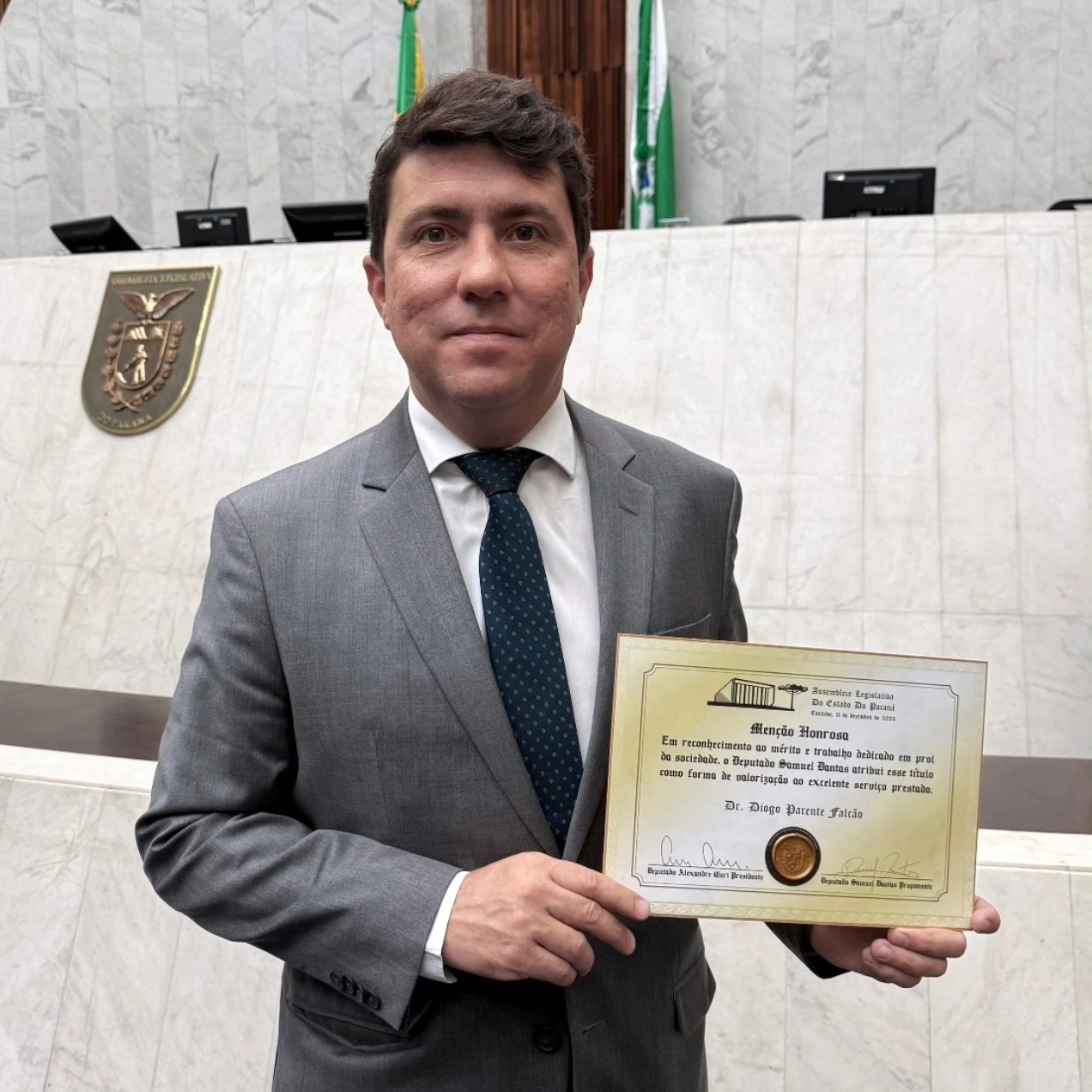 Menção honrosa na Alep